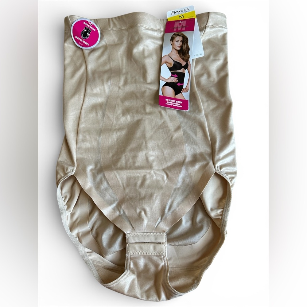 Flexess NWT Shapewear size Medium